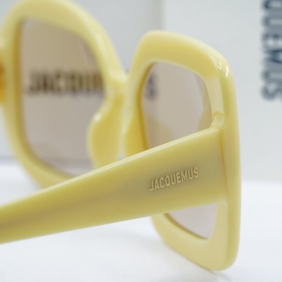 Jacquemus CARRE ROND JAC/10 C3 Geometric Sunglasses - Yellow - Picture 4 of 12